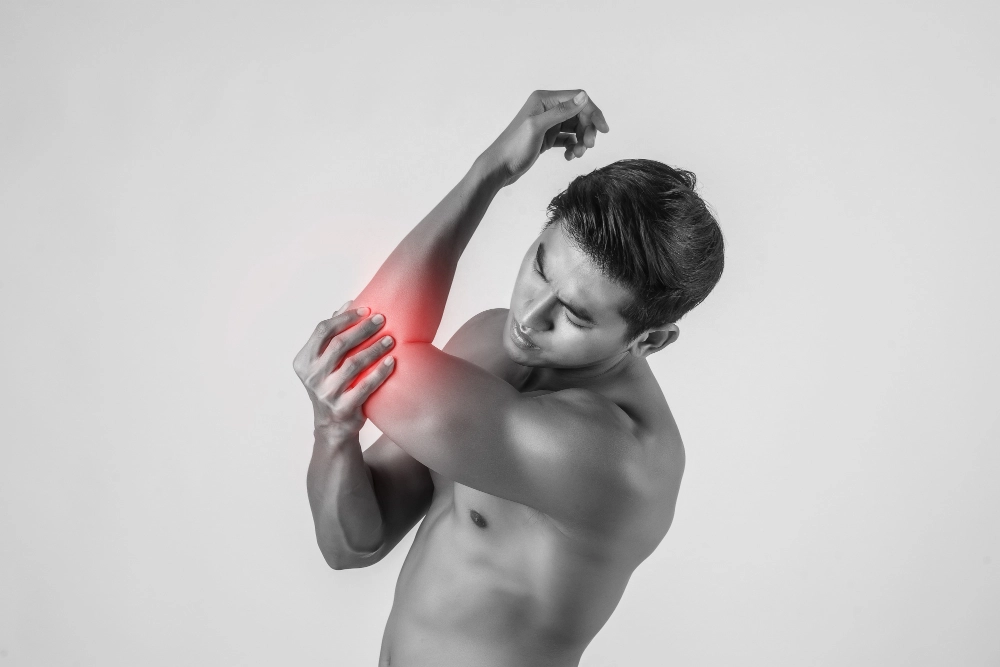 Which Arm Hurts During a Heart Attack